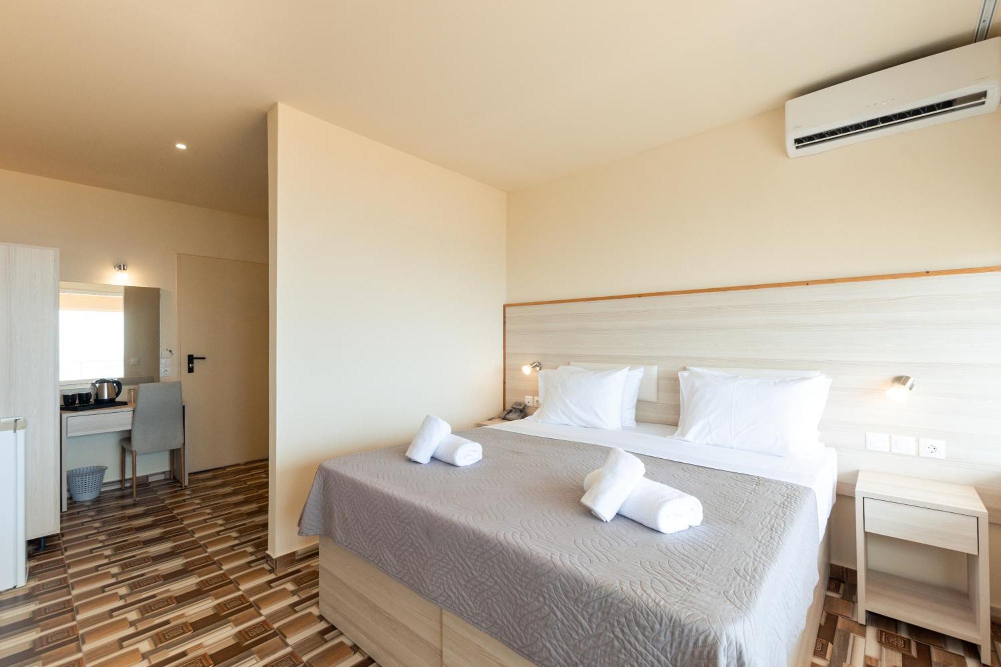 Aqua Sun Village Hersonissos  Exterior foto