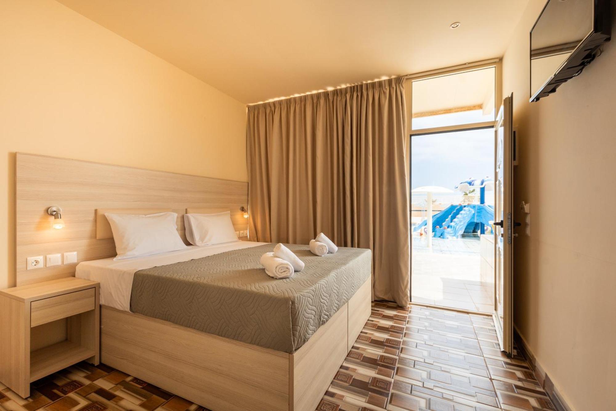 Aqua Sun Village Hersonissos  Exterior foto
