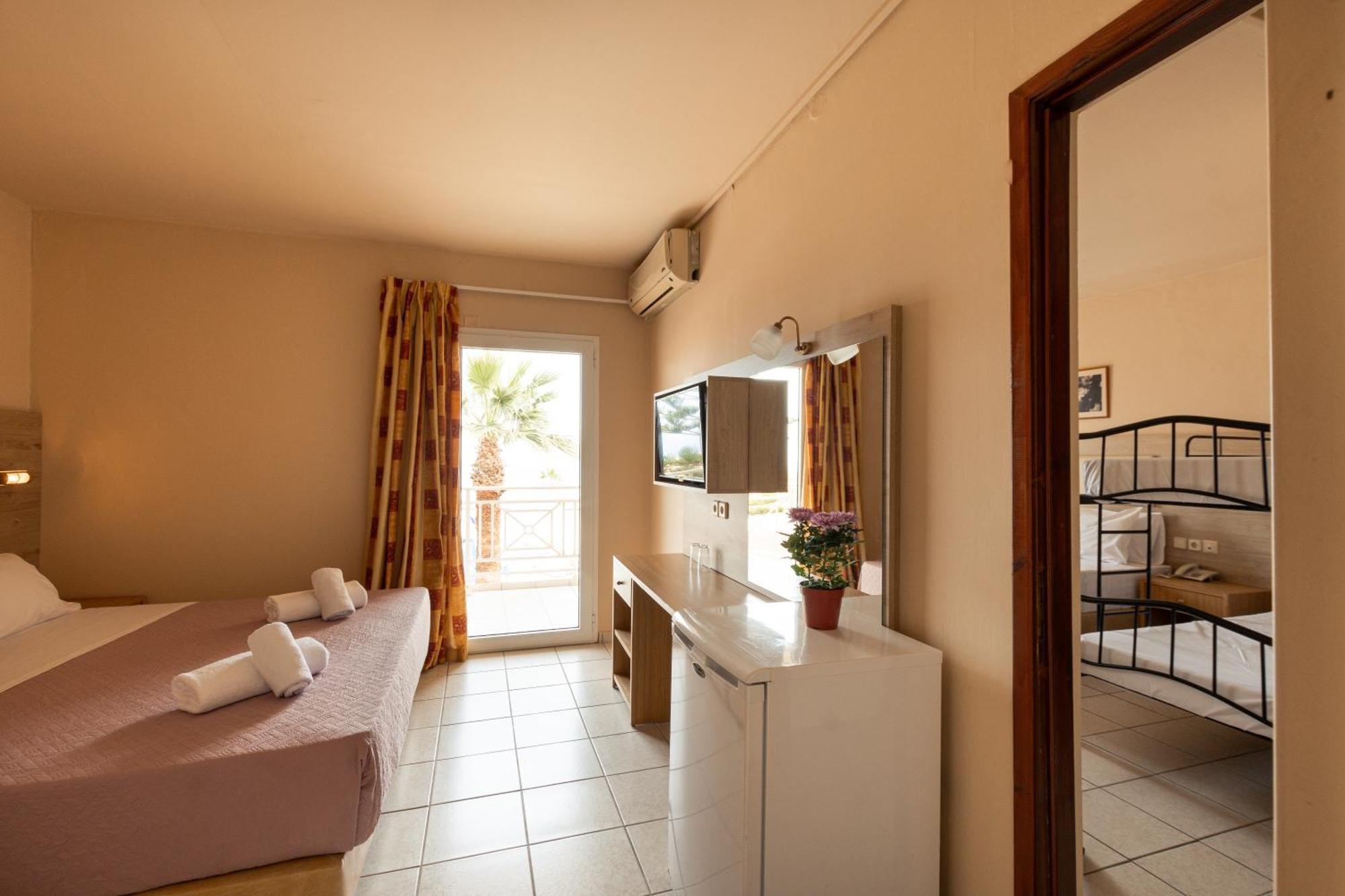 Aqua Sun Village Hersonissos  Exterior foto